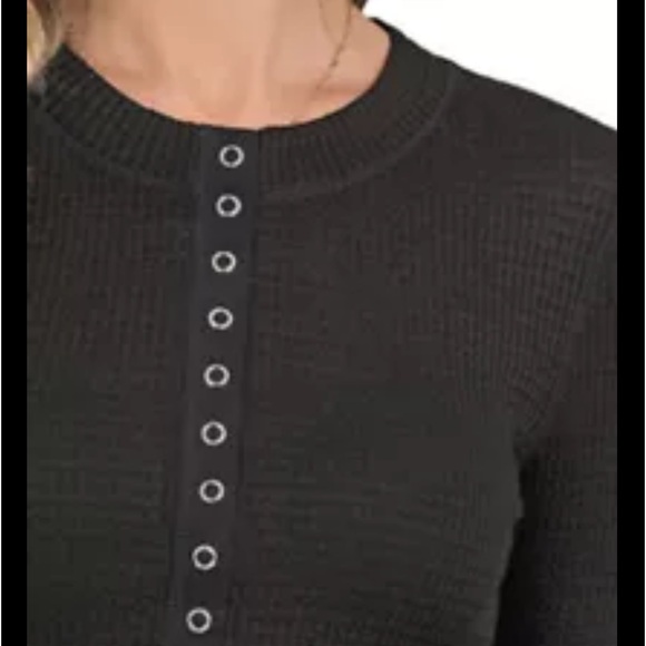 Women’s Baby Waffle Henley Snap Button Long Sleeve Black - Picture 2 of 3